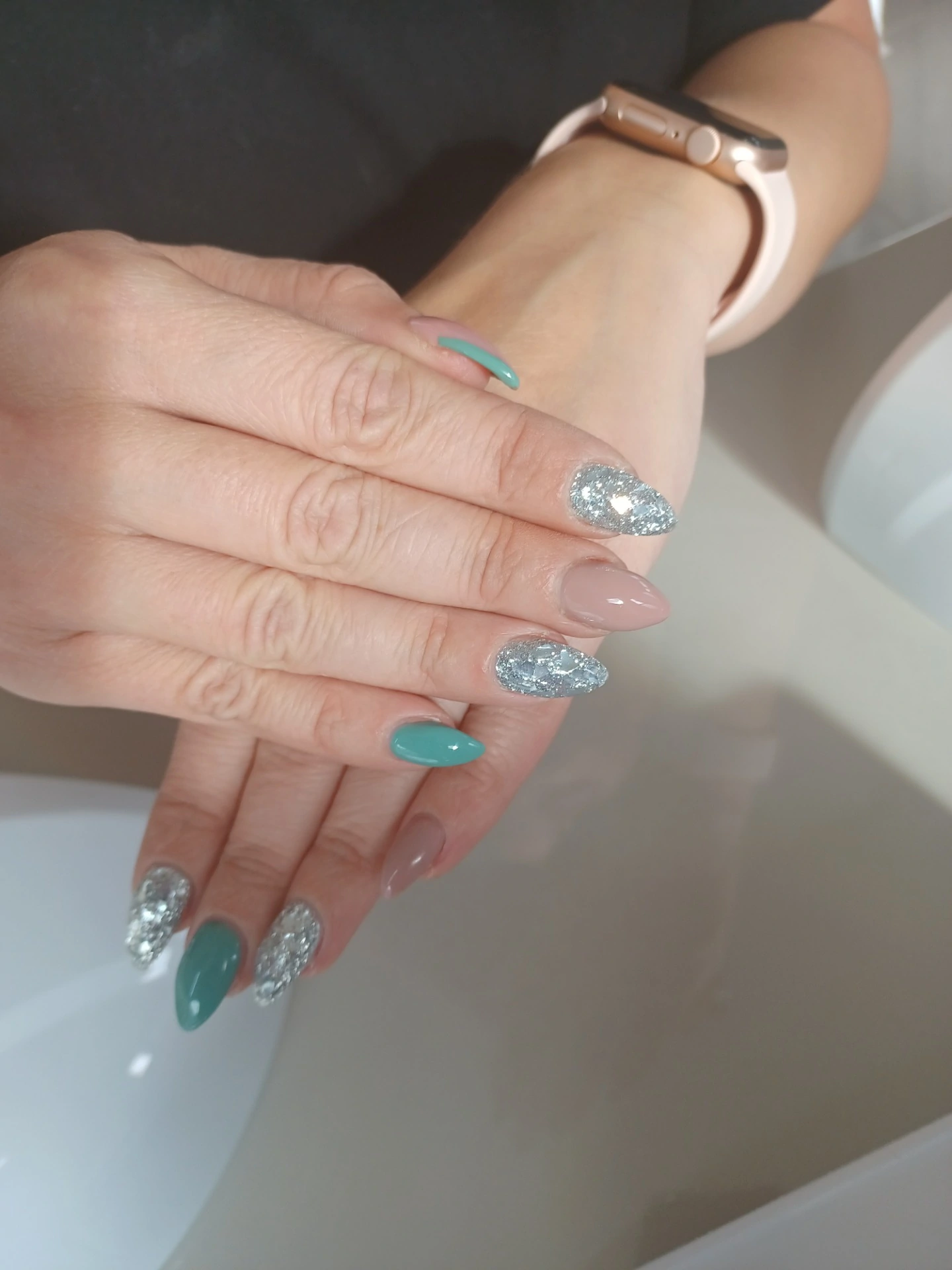Gel negler i Stavanger Dashing MediSPA